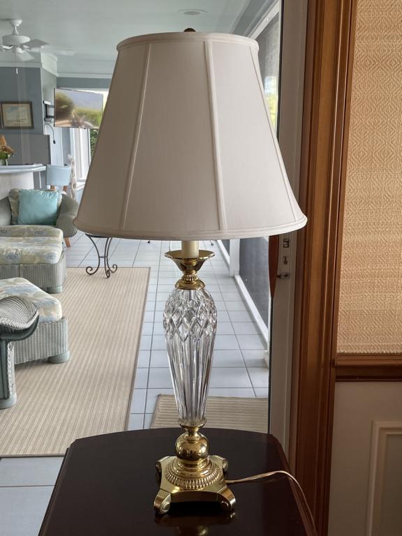 VINTAGE WATERFORD STYLE TABLE LAMP 34" (1 of 4)