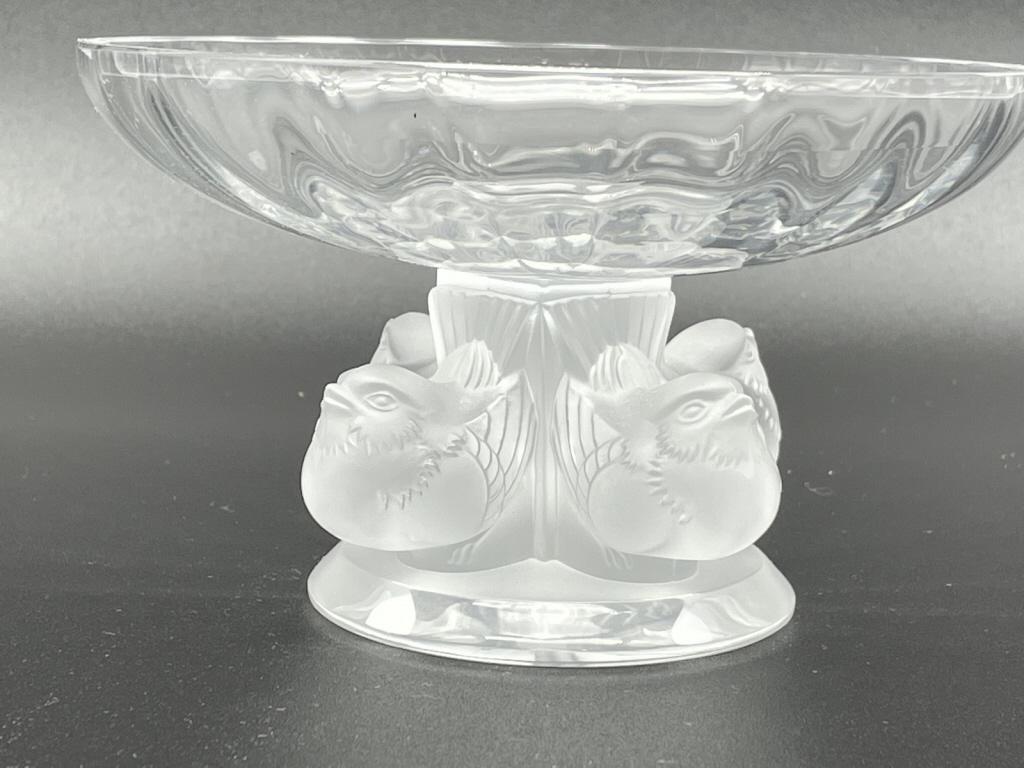 LALIQUE "NOGENT"  CRYSTAL GLASS PEDESTAL DISH 5" (1 of 5)