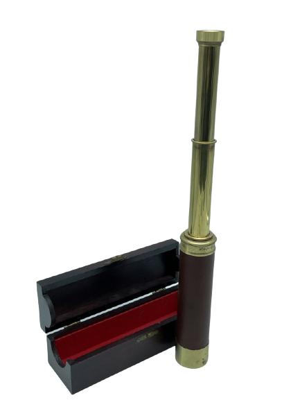 ANTIQUE STYLE NAUTICAL TELESCOPE IN WOOD CASE (1 of 4)
