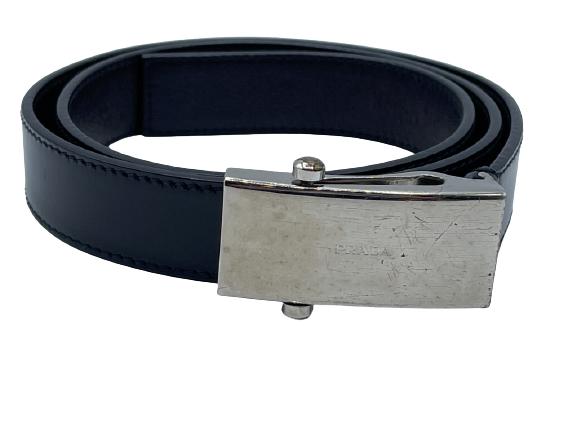 VTG PRADA BLACK LEATHER BELT (1 of 3)