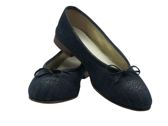 PAIR OF CHANEL DENIM BALLET FLATS SZ 37 (1 of 3)