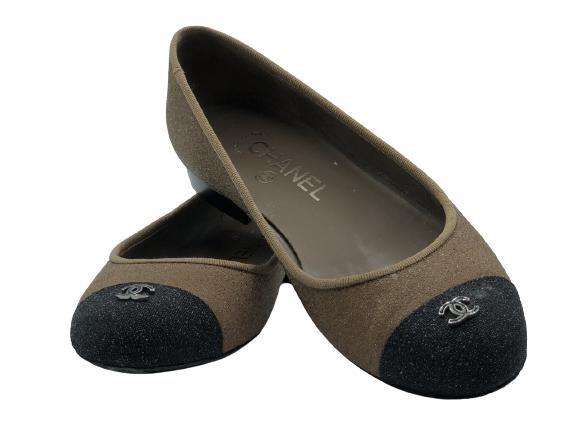 CHANEL TWO TONE APRICOT  BALLET FLATS SZ 36.5 (1 of 3)