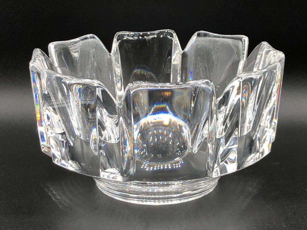 VINTAGE ORREFORS CORONA BOWL 7.5" DIAMETER (1 of 4)