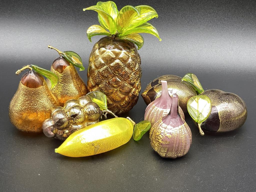 MID CENTURY MURANO ART GLASS FRUIT SCULPTURES (1 of 6)