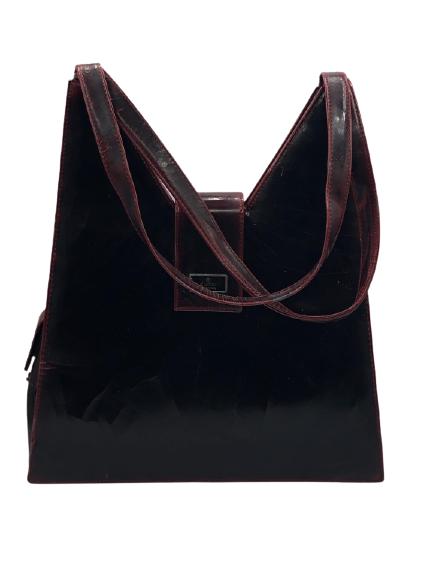 VINTAGE GUCCI BURGUNDY LEATHER SHOULDER BAG: VINTAGE GUCCI BURGUNDY LEATHER SHOULDER BAG - 13.5" X 12" X 3.5"- SHOULDER STRAP IS 9" HIGH- MAGNETIC FLAP CLOSURE WITH METAL GUCCI LOGO- HIDDEN LIPSTICK POCKET ON SIDE GUSSET- DOUBLE INTERIOR COMPART