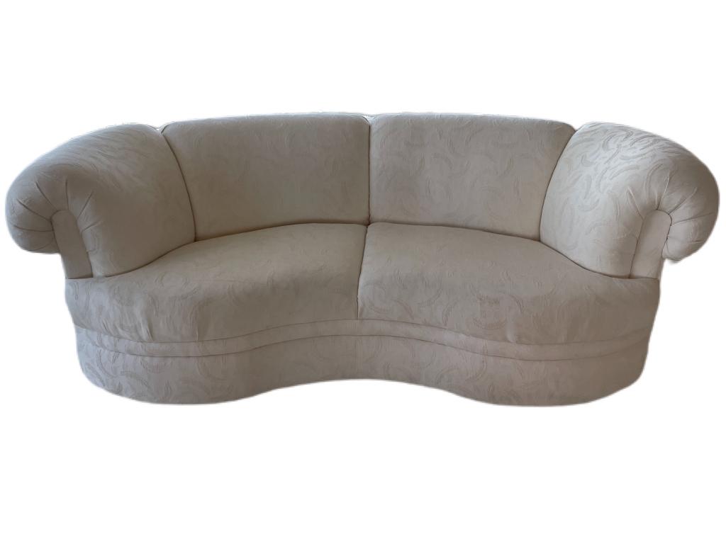 VINTAGE ITALIAN WHITE CUVED SOFA 74" (1 of 7)