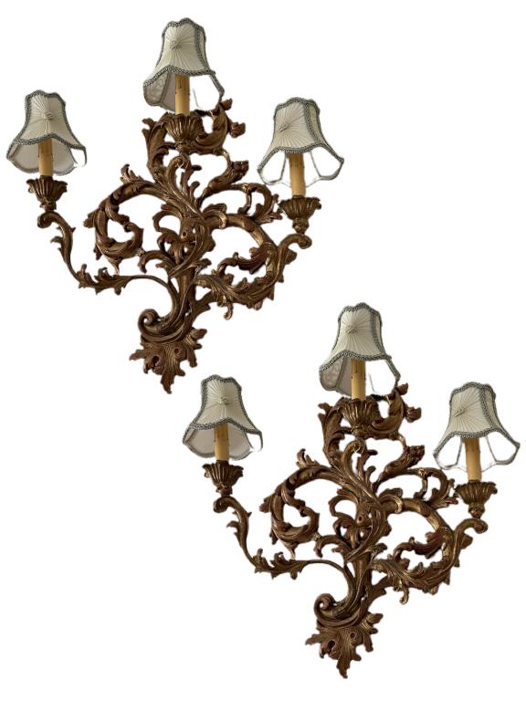 PAIR OF ANTIQUE GOLD GILTED CARVED WOOD SCONCES (1 of 3)
