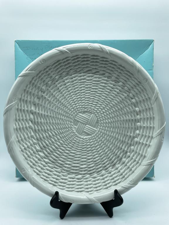 VTG TIFFANY & CO CERAMIC BASKET WEAVE PLATTER 15" (1 of 6)