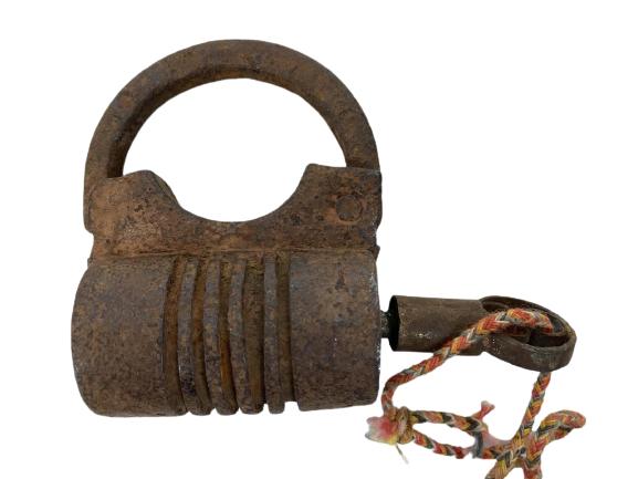 ANTIQUE INDIAN SCREW TYPE PADLOCK AND KEY 3" (1 of 2)