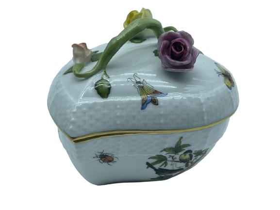 HEREND BUTTERFLY COVERED TRINKET DISH (1 of 6)