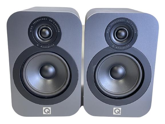 Q ACOUSTICS 3020 BOOKSHELF SPEAKERS 10" (1 of 5)