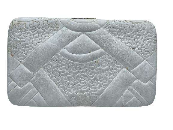 JUDITH LEIBER WHITE LEATHER HANDBAG CLUTCH (1 of 7)