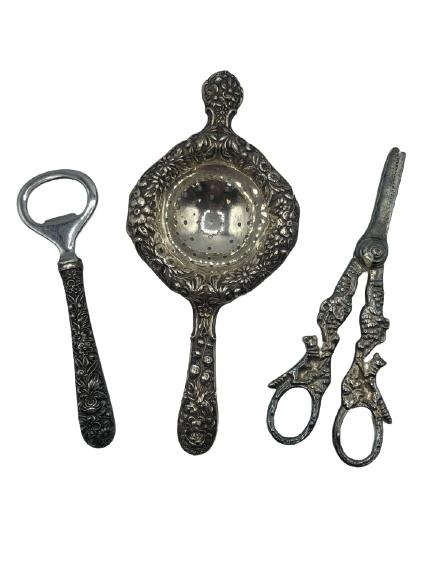 LOT OF THREE VINTAGE SILVER ITEMS (1 of 4)