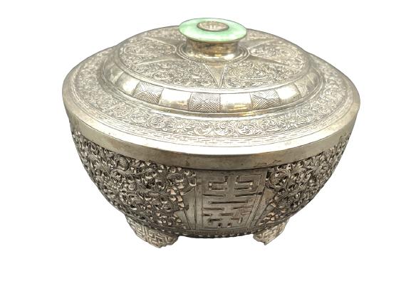 VINTAGE JADE AND STERLING TRINKET BOX (1 of 3)