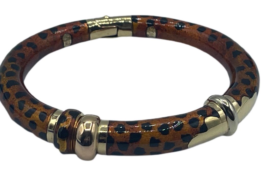 SOHO ITALY 18K GOLD LEOPARD ENAMEL BRACELET (1 of 4)