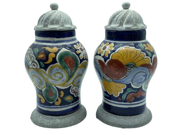 VINTAGE MEXICAN MAJOLICA STONEWARE LIDDED URNS 11" (1 of 5)