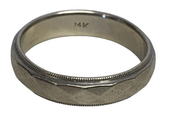 14K GOLD MEN'S WEDDING RING SIZE 9 1/2 5.6 G (1 of 3)