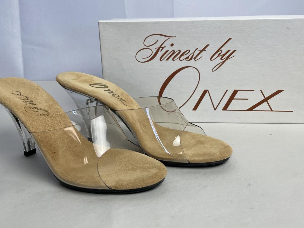 ELEGANT LUCITE SLINGBACK MULES SZ 5: ELEGANT LUCITE SLINGBACK MULES SZ 5