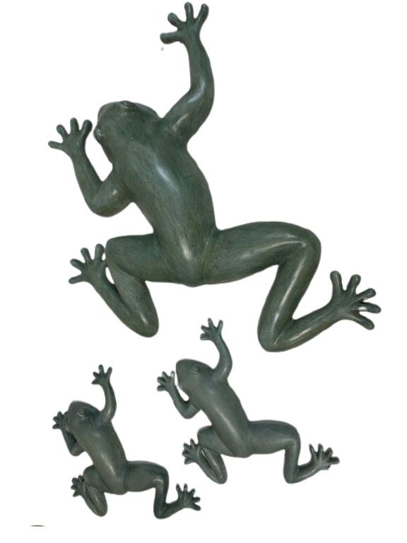 SET OF 3 FROG WALL ART PLAQUES (1 of 9)