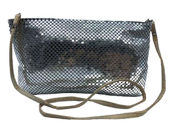 WHITING & DAVIS METALIC EVENING BAG OR CLUTCH (1 of 3)