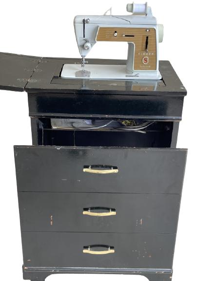 SINGER SEWING MACHINE PORTABLE WORK STATION 27" (1 of 8)