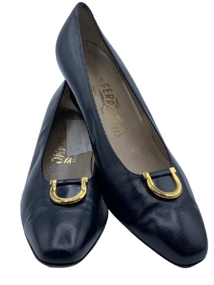 BLACK LEATHER FERRAGAMO HEELS (1 of 6)