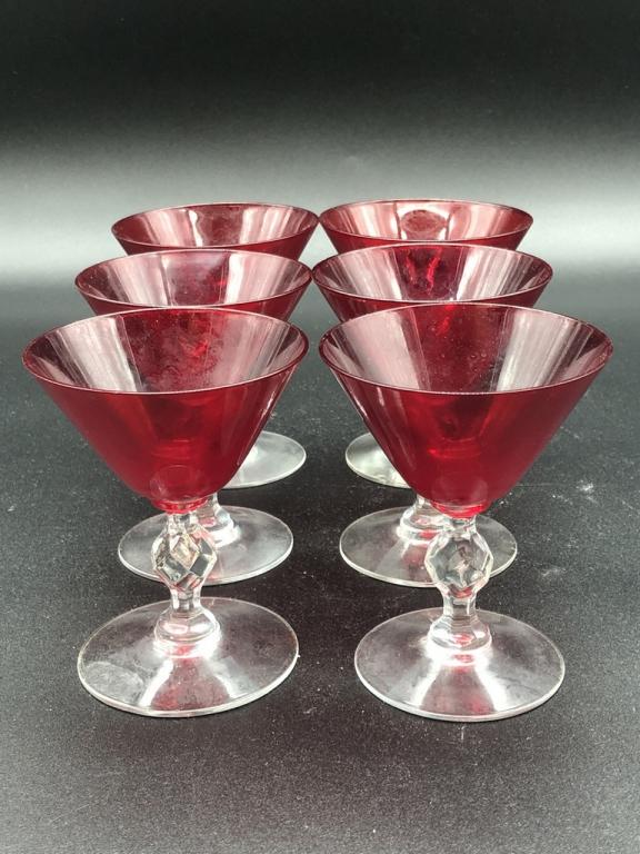VINTAGE CRANBERRY GLASS SHOT OR MARTINI GLASSES: VINTAGE CRANBERRY GLASS SHOT OR MARTINI GLASSES