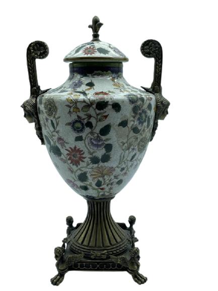 VINTAGE MAITLAND SMITH STYLE DECORATIVE URN 16" (1 of 8)