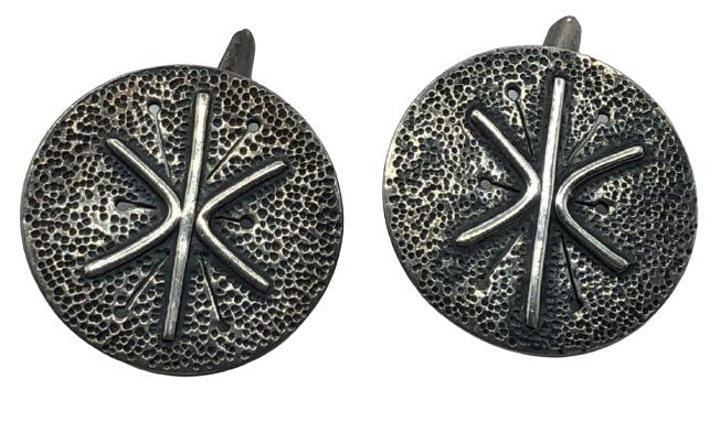 VINTAGE SILVER ROUND-SHAPED CUFFLINKS (1 of 4)