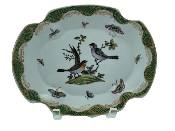 VINTAGE ASIAN BIRD & BUTTERFLY CHARGER PLATE 11": VINTAGE ASIAN BIRD & BUTTERFLY CHARGER PLATE | COLLECTIBLE CHINOISERIE STYLE HOME DECOR -9" X 11" APPROX-VERY GOOD CONDITION WEAR CONSISTENT WITH AGE AND USE-DP11421