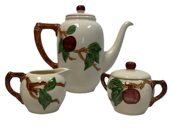 RARE VINTAGE FRANCISCAN "APPLE"COFFEE SET (1 of 2)