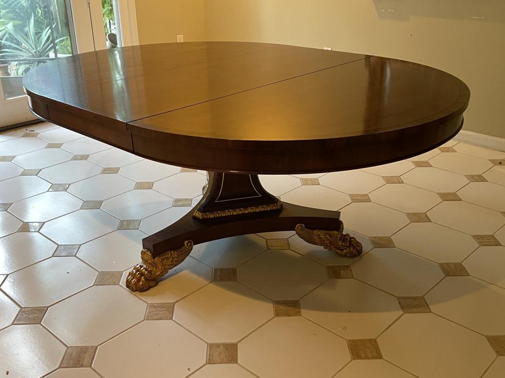 MAITLAND SMITH STYLE CLAW LEG DINING TABLE (1 of 3)