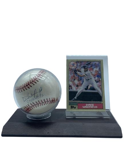 YANKEES "DAVE WINFIELD"  SIGNED BASEBALL AND CARD (1 of 3)