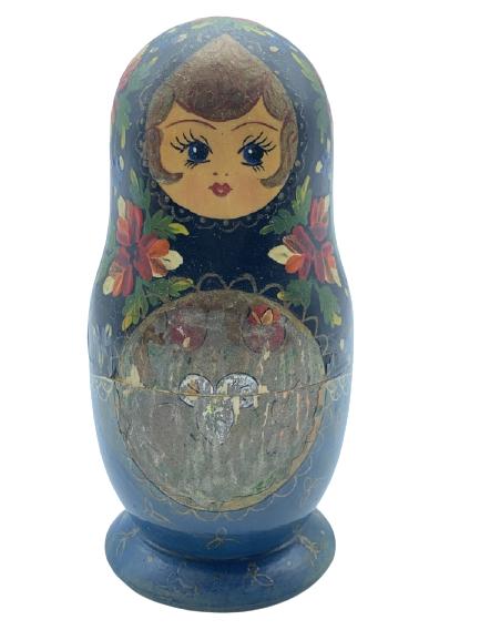 VTG SET OF RUSSIAN NESTING DOLLS (1 of 6)