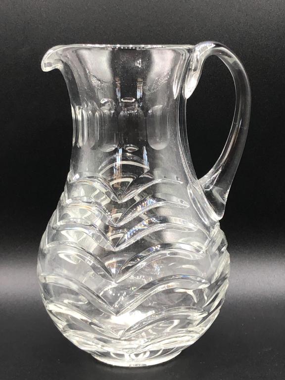 VINTAGE CUT GLASS PITCHER 8.5" HIGH (1 of 4)