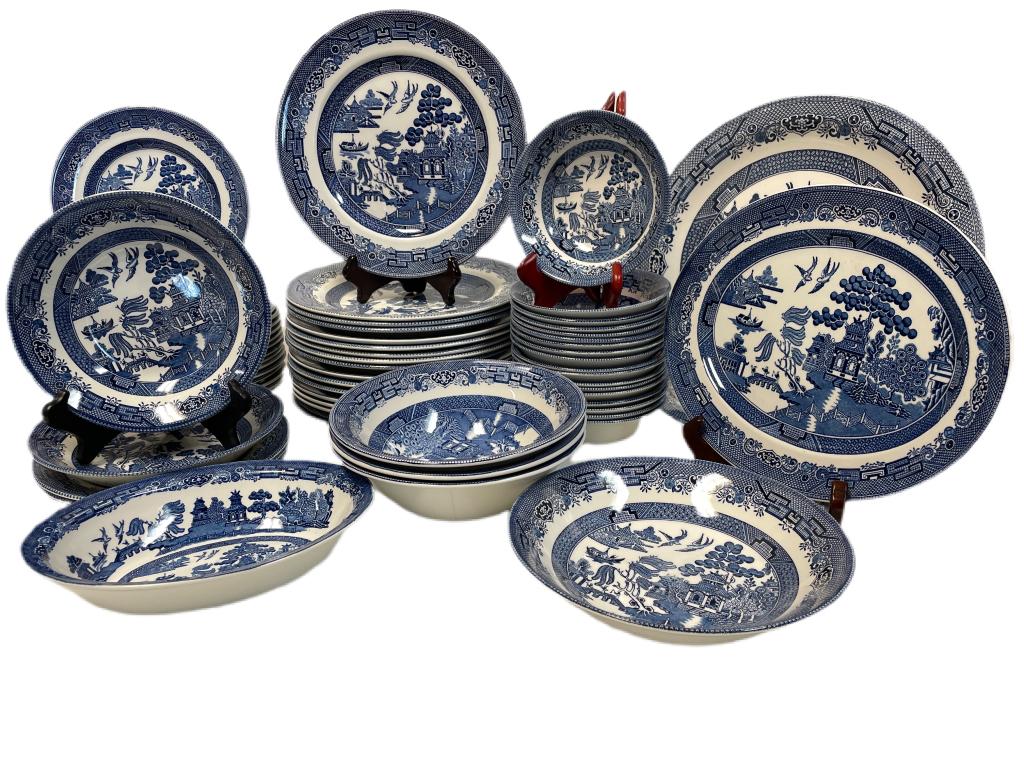 60 PIECE CHURCHILL "WILLOW" DINNERWARE SET (1 of 8)