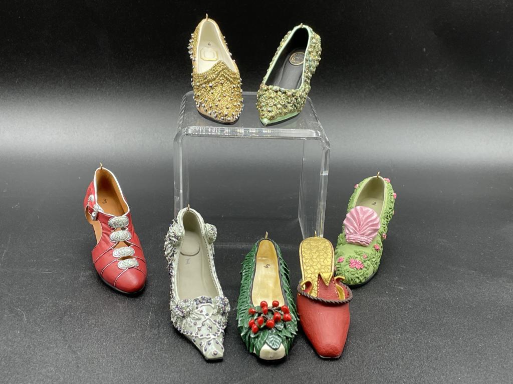 NOVELTY COLLECTIBLE SHOES MADE IN THE PHILIPPINES (1 of 5)