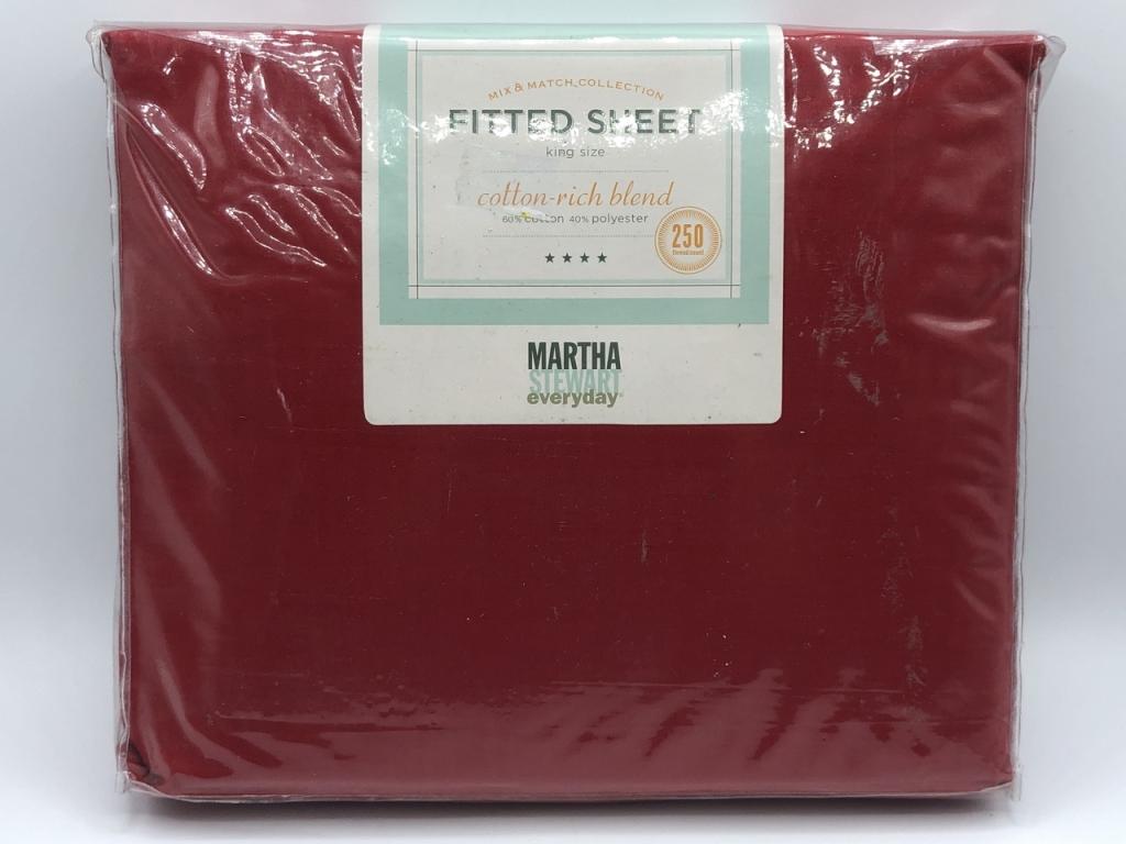 NEW! MARTHA STUART EVERYDAY RED KING FITTED SHEET (1 of 1)