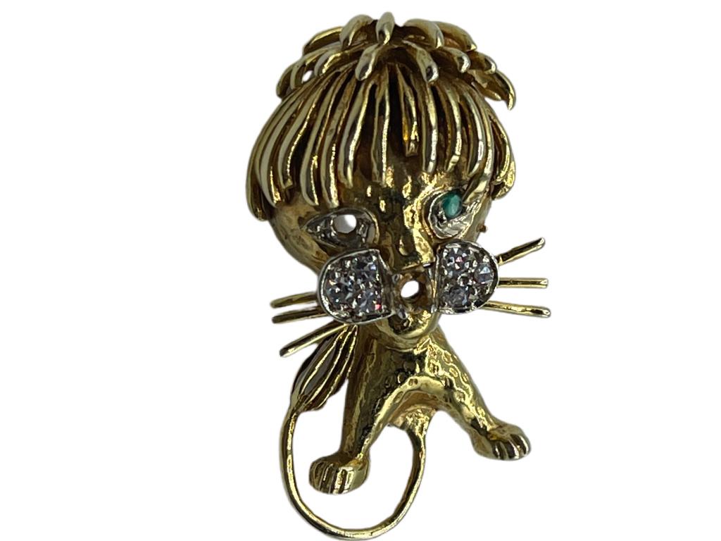 14K GOLD, EMERALD AND DIAMOND DOG BROOCH OR PIN (1 of 5)