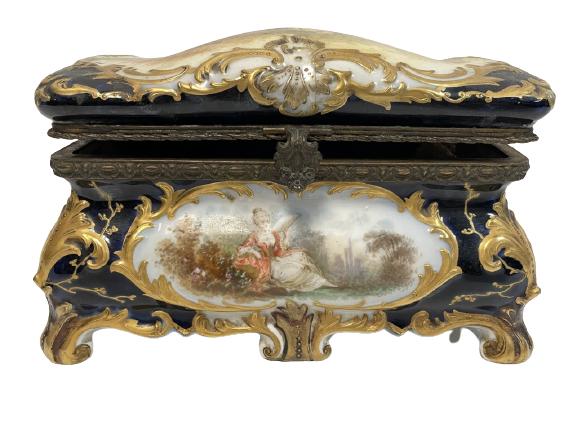 FRENCH ANTIQUE SEVRES STYLE PORCELAIN BOX 7" (1 of 6)