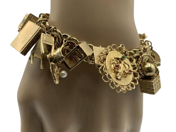 VINTAGE 14K GOLD CHARM BRACELET 98 GRAMS (1 of 13)