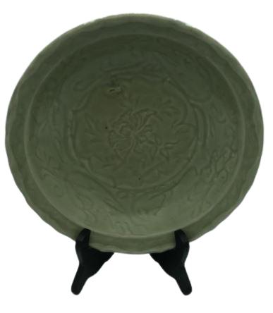 ANTIQUE CHINESE LONGQUAN CELADON DISH 9" (1 of 2)