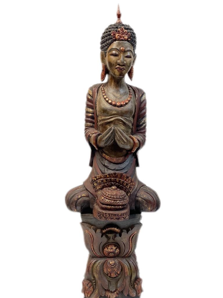 VINTAGE CARVED WOOD TIBETAN BUDDHA STATUE (1 of 8)