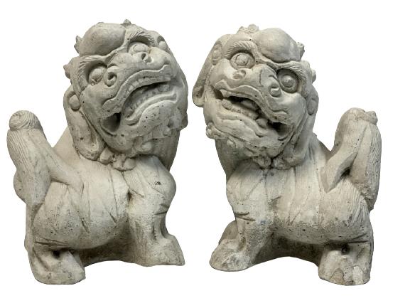PAIR OF VINTAGE STONE FOO DOG SCULPTURES 12" (1 of 6)