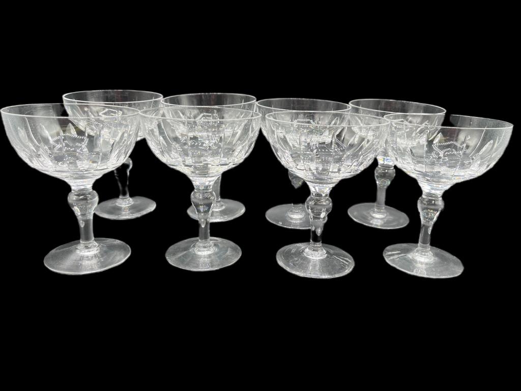 8 STUART HAMPTON CRYSTAL CHAMPAGNE GLASSES (1 of 5)