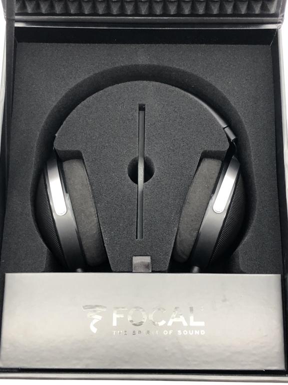 FOCAL ELEAR HEADPHONES (1 of 2)