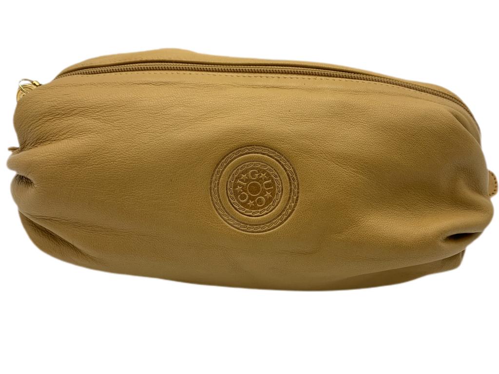 GUCCI SOFT LEATHER ITALIAN COSMETIC BAG (1 of 4)