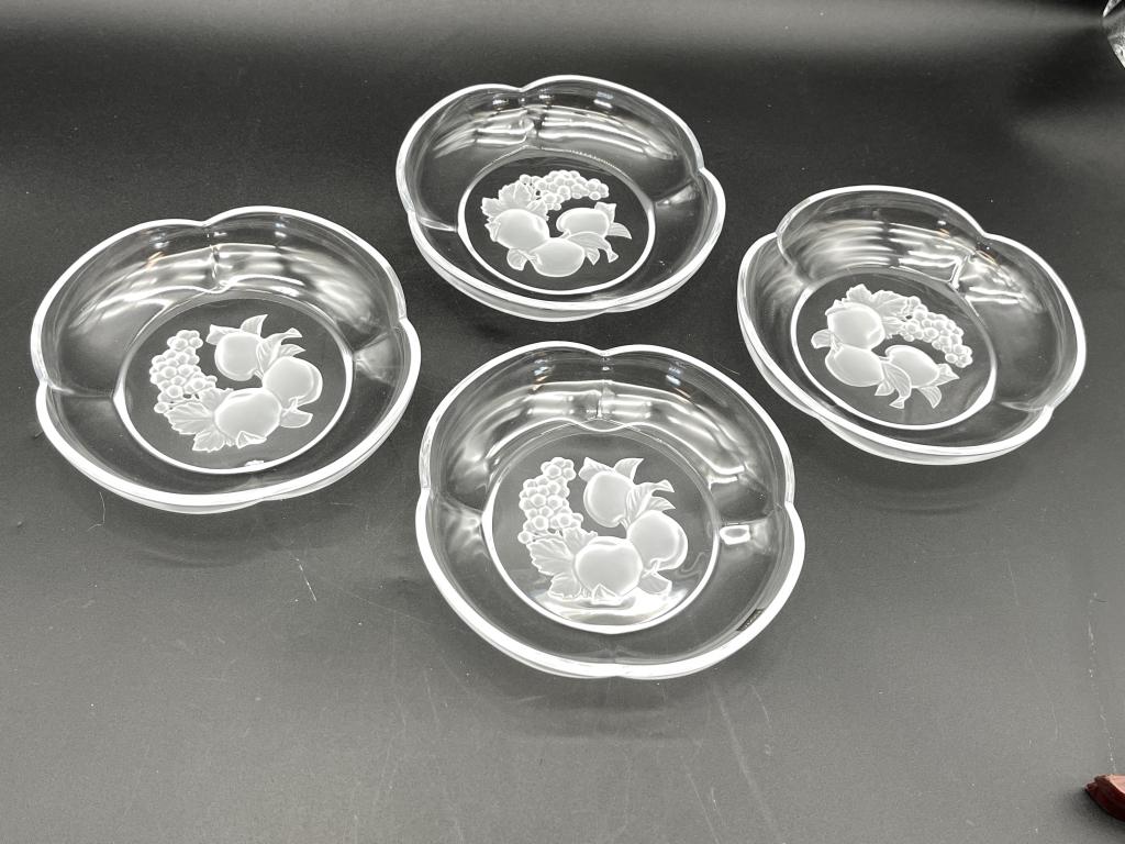 HOYA SET OF 4 CRYSTAL FRUIT BOWLS NIB: HOYA SET OF 4 CRYSTAL FRUIT BOWLS-NEW IN BOX-JD112721