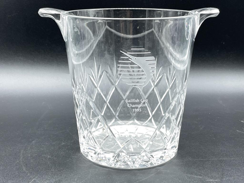VTG CRYSTAL SAILFISH ICE BUCKET TROPHY 8": VINTAGE 1995 SAILFISH FISHING CRYSTAL ICE BUCKET TROPHY SOUTH FLORIDA FISHING CLUBS SPORT FISHERMAN -7" X 8" APPROX -VERY GOOD CONDITION-DP112321
