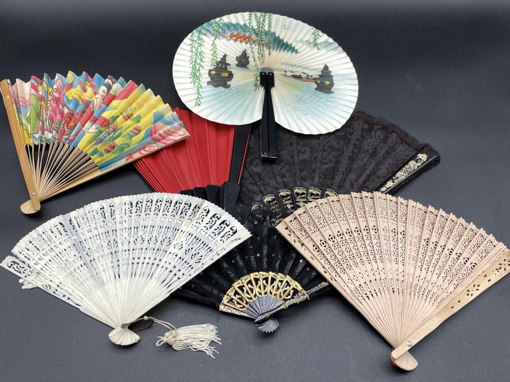 LOT OF 7 VINTAGE ASIAN CHINESE FOLDING SHAN FANS (1 of 8)